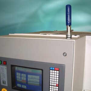 Jak precyzyjnie dobrać system chłodzenia obudów elektrycznych?