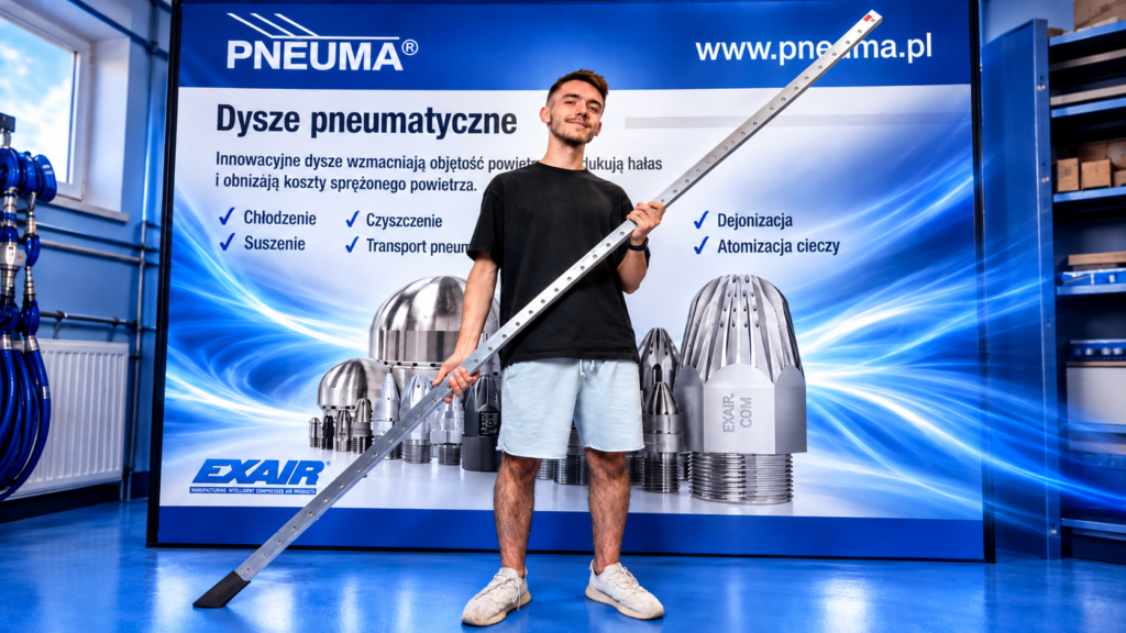 Jednoczęściowy nóż powietrzny EXAIR Super Air Knife o długości 2743 mm